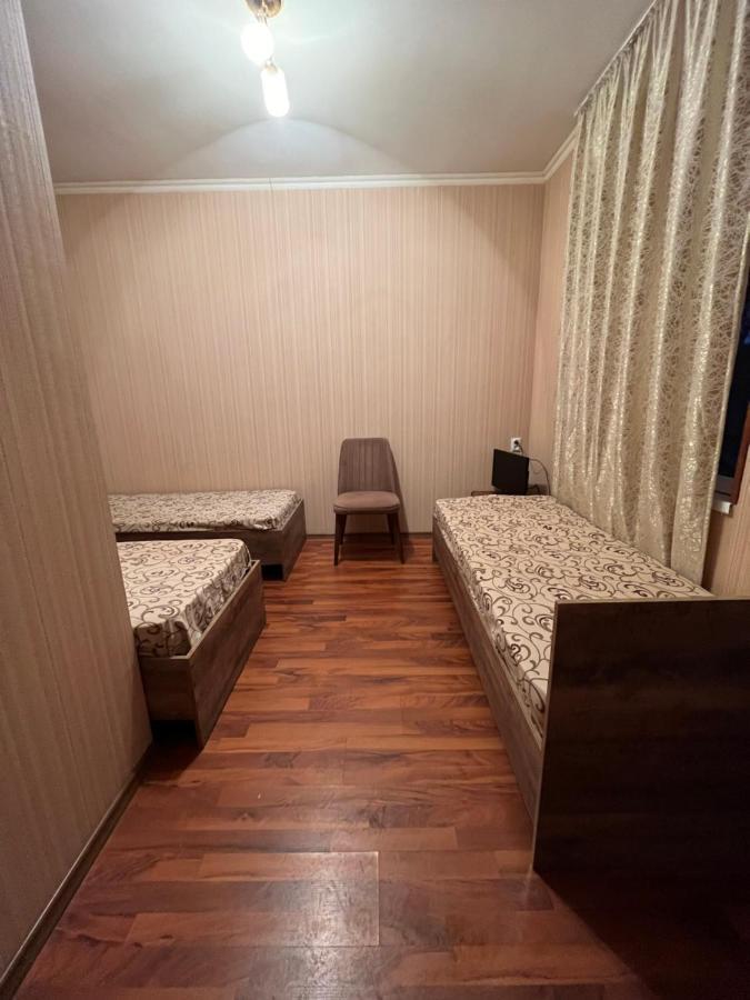 Hôtel Gostevoy Dom Samir à Gagra Extérieur photo