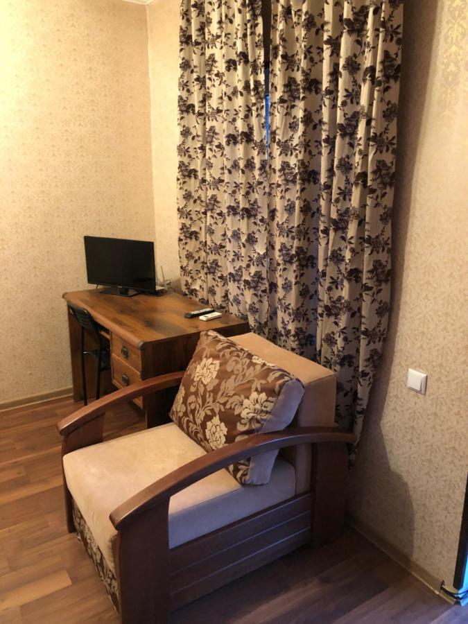 Hôtel Gostevoy Dom Samir à Gagra Extérieur photo