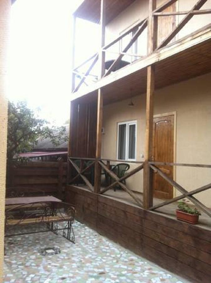 Hôtel Gostevoy Dom Samir à Gagra Extérieur photo
